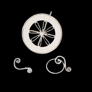 Vintage Dollhouse Furniture Patio Table For Repairs Restore AS IS